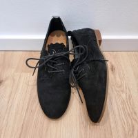 Halbschuhe Wildleder schwarz von Bugatti Gr. 39 Nordrhein-Westfalen - Moers Vorschau