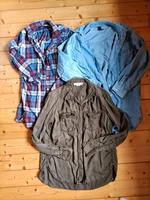 Drei Blusen Hemden Karomuster Khaki Kleiderpaket H&M Gr.XS Niedersachsen - Vechta Vorschau