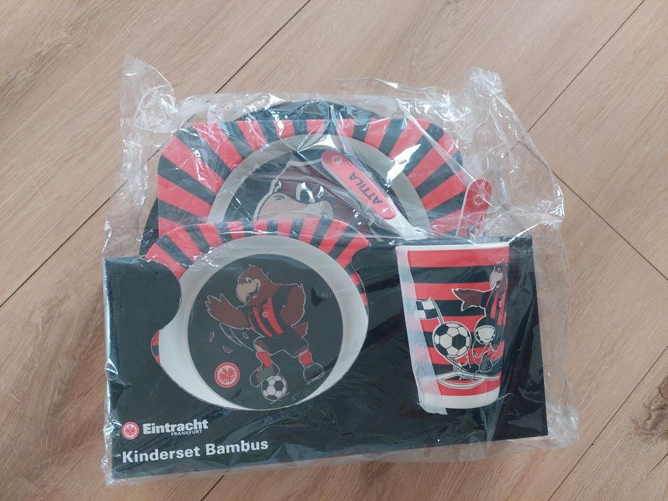 Eintracht Frankfurt Kinderset Bambus original verpackt in Oerlenbach