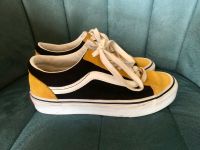 Vans Sneaker 35 Schwarz Gelb Nordrhein-Westfalen - Ratingen Vorschau