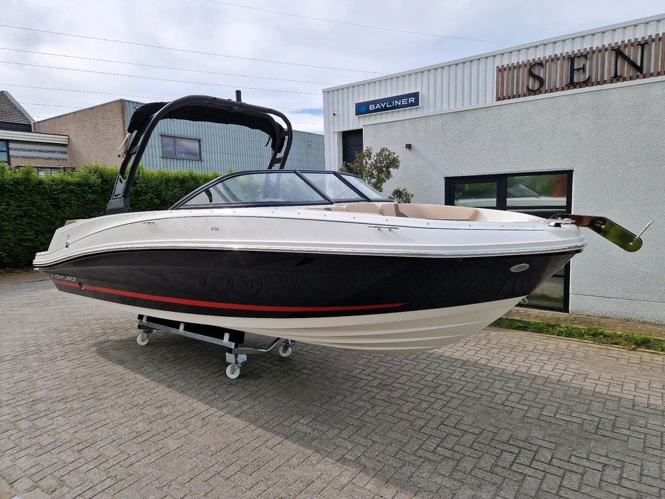 Bayliner VR6 - waketower - 250ps - Neu 2024 in Mönchengladbach