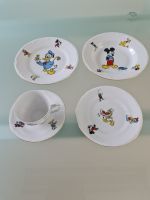 Vintage: Sehr seltenes Kindergeschirr Disney-Figuren Mickey Mouse Hessen - Greifenstein Vorschau