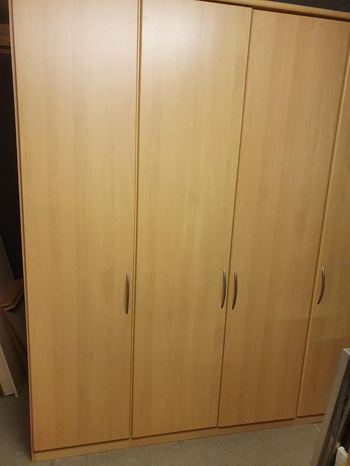 Nolte Kleiderschrank buche BHT 200x225x61cm --Wochen Angebot!!-- in Bonn