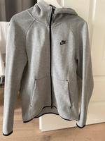 Nike Tech Fleece Kapuzenjacke Sachsen - Löbau Vorschau