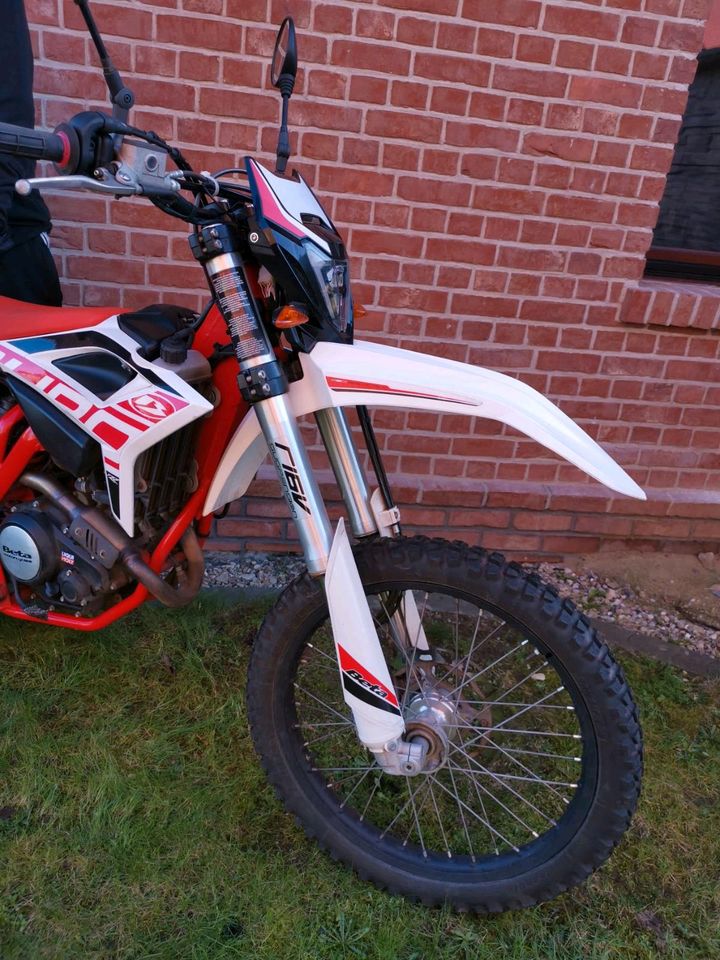 Beta RR 125 4T, Enduro, Moped Motorrad Cross in Wittstock/Dosse