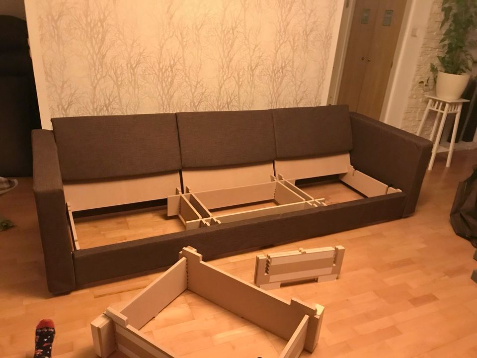 Schöne Sofa Garnitur inkl Hocker in Nürnberg (Mittelfr)