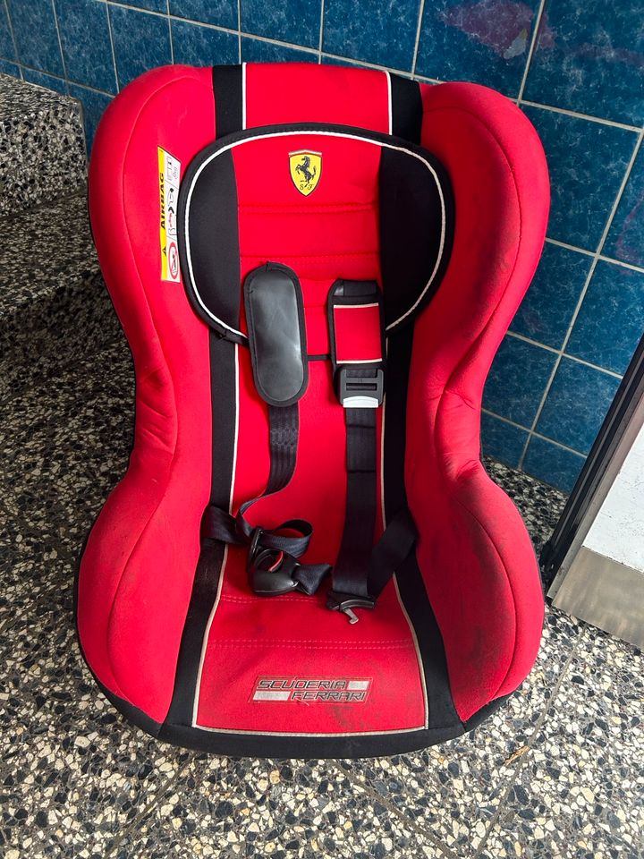 Autositz Ferrari in Köln
