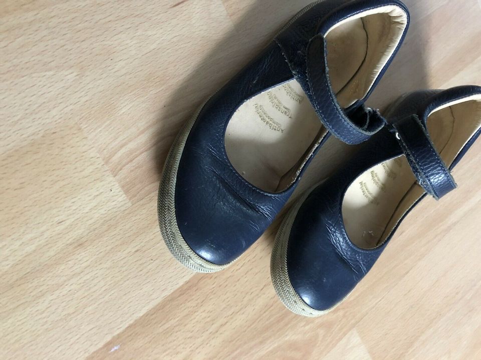 Kinderschuhe u -Stiefel Größe 32 in Köln