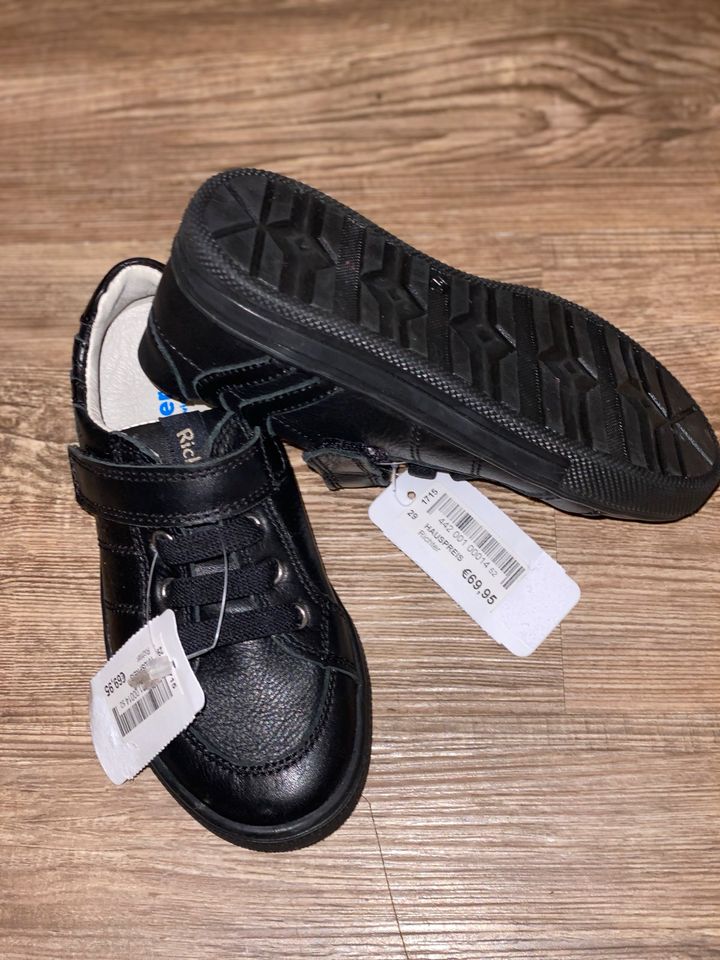 NEU Richter Jungen Halbschuhe schwarz 29 Schuhe NEU in Markt Schwaben