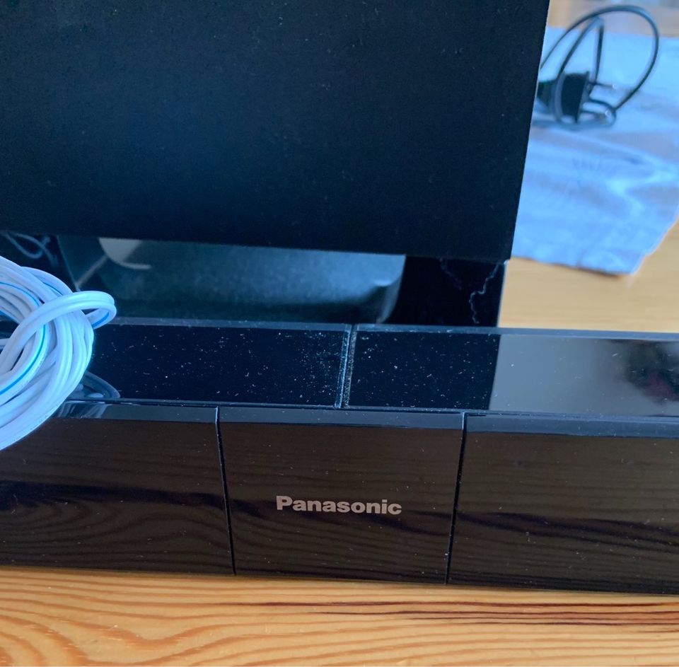 Soundbar Panasonic SU-HTB20 mit Subwoofer in Regensburg