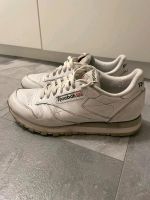 Reebok Sneaker 40 Classics weiss Vintage Retro München - Schwabing-Freimann Vorschau