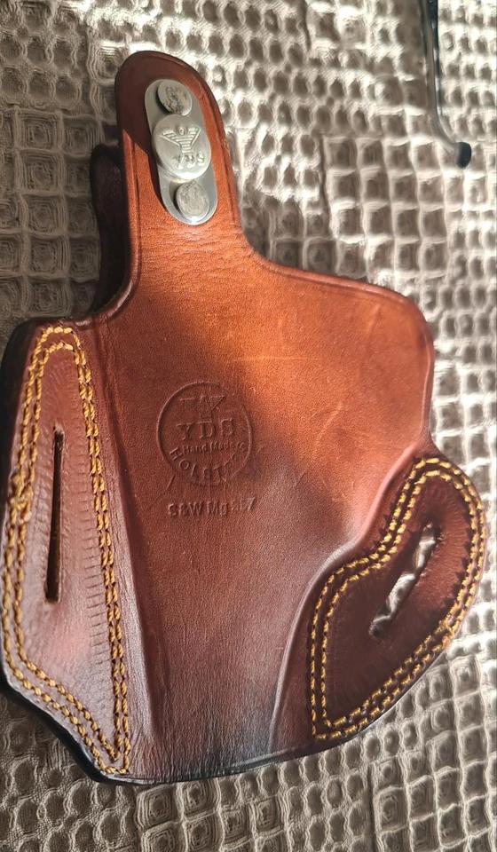 S&W Mg 357 Magnum Echtes Leder Combat Gürtelholster Hand Made in Bad Wimpfen