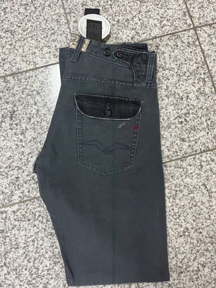 NEU! Besonderheit! REPLAY Jeans Tracco, grau, size 31 in Mettmann