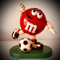 M&M Spender Figur Männchen Fußball Werbefigur rot Nürnberg (Mittelfr) - Schweinau Vorschau