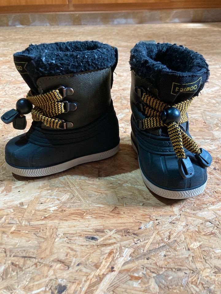 Friboo Winterstiefel, wasserdicht, Größe 18/19 in Buch