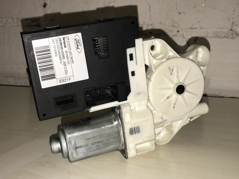 Ford Focus Motor Fensterheber vo re a2c53098893 in Sindelfingen