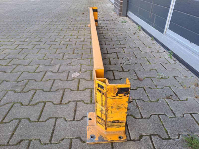 Anfahrschutzleitplanke Rammschutz Palettenregal 2.660 mm Schutz in Hesel