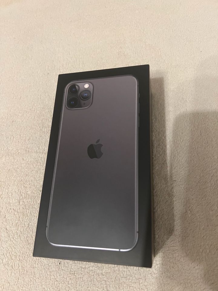 iPhone 11 Pro Max mit 256GB in Halle