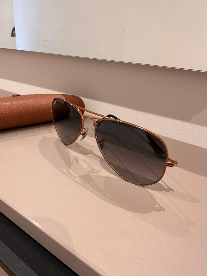 Ray Ban Sonnenbrille  Aviator Large Metal in Berlin