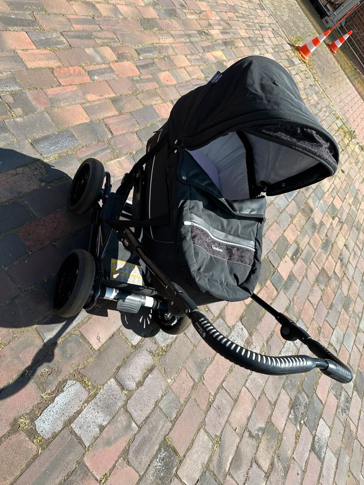 Emmaljunga City Cross Black Kinderwagen Buggy in Steyerberg