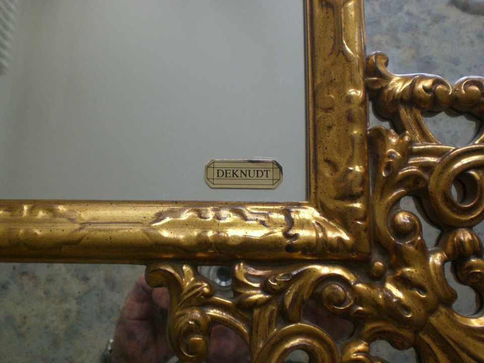 DEKNUDT Spiegel Angolo Farbe Gold 83x101 cm in Waiblingen