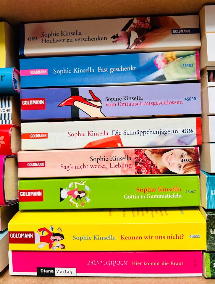 Buchpaket 41 Stück Liebe u.a. Sophie Kinsella, Cecelia Ahern in Kerken