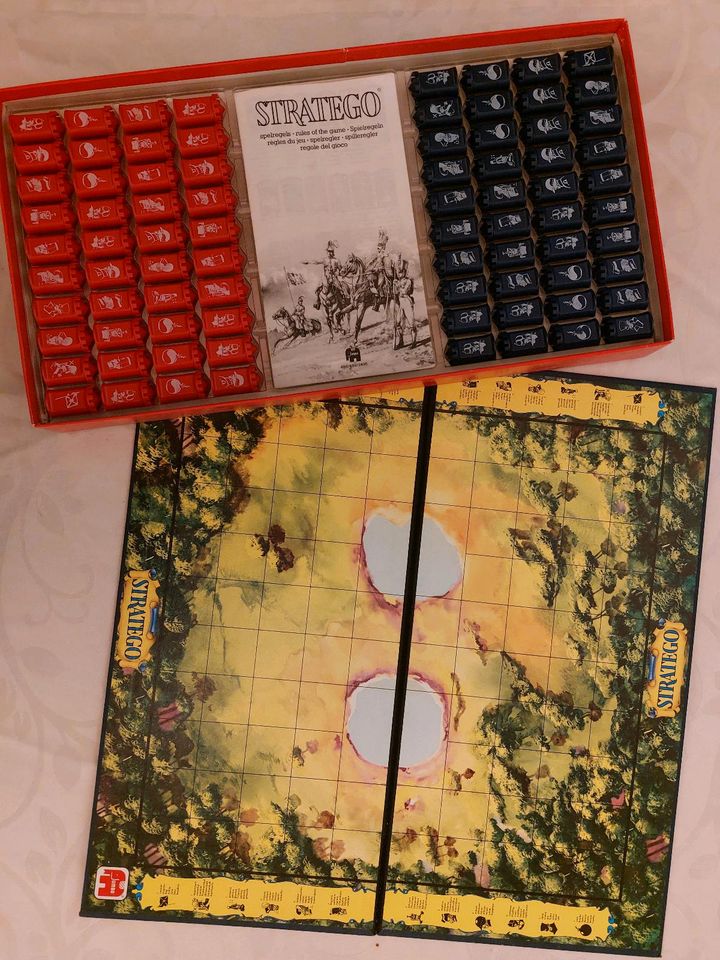 Stratego Brettspiel in Nienstädt