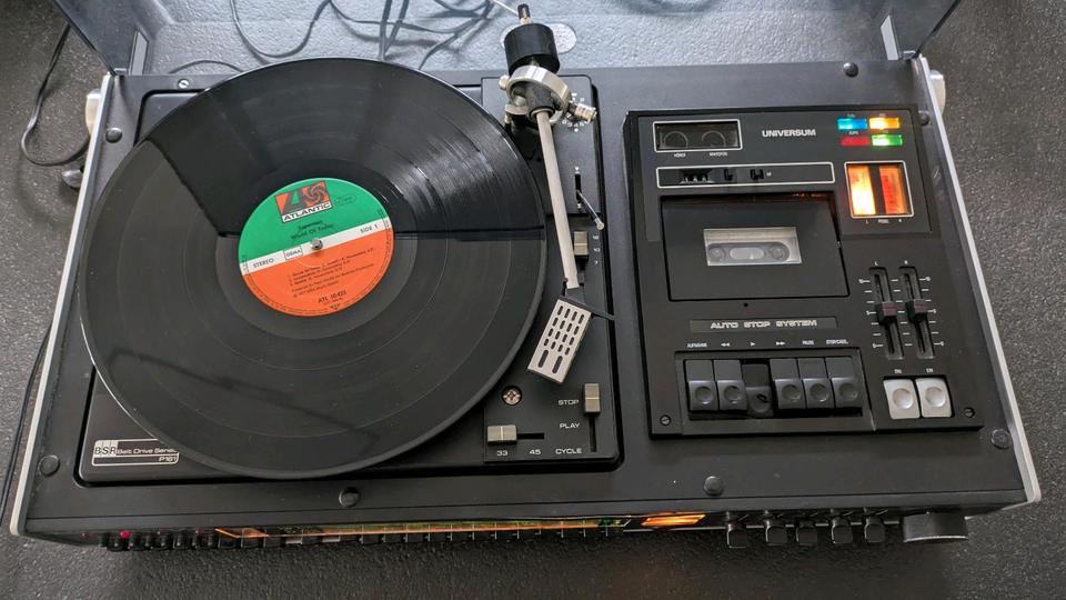 Vintage Hifi Anlage Universum Superelectronic volle Funktion in Köln