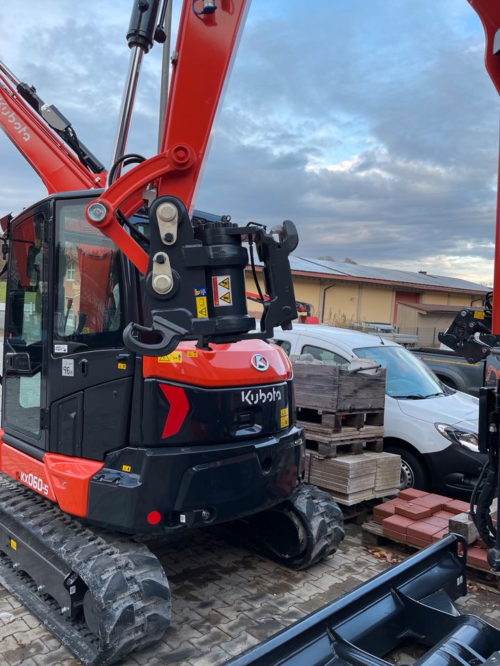 Bagger Kubota KX060-5 mit Powertilt in Großweil