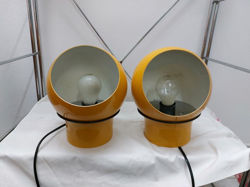 2 x Space age kugellampe , wandlampe/ Tischlampe gelb hemi in Regensburg