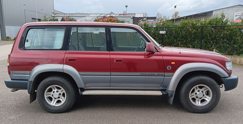 Toyota Landcruiser HZJ80GX von 1997 in Gangelt