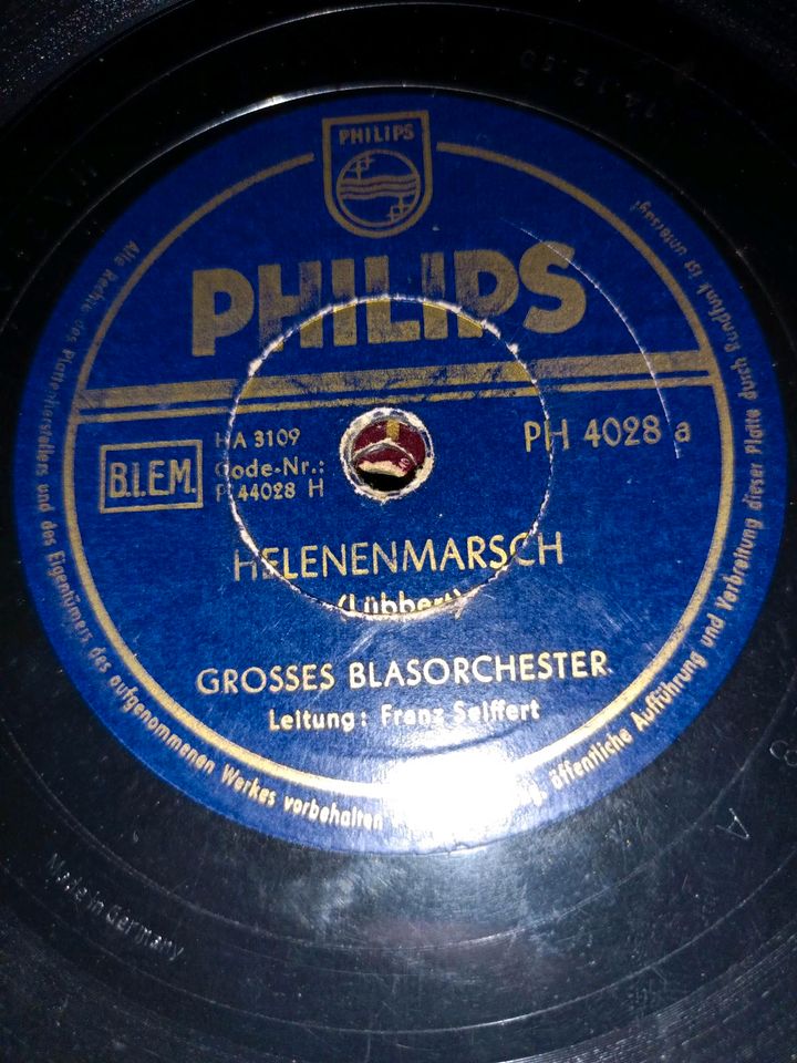 Alte Schallplatten zum Teil aus den 30/40er Jahren in Besigheim