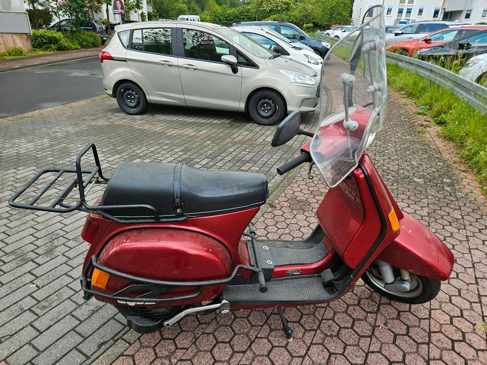 Vespa Cosa 200 in Homburg