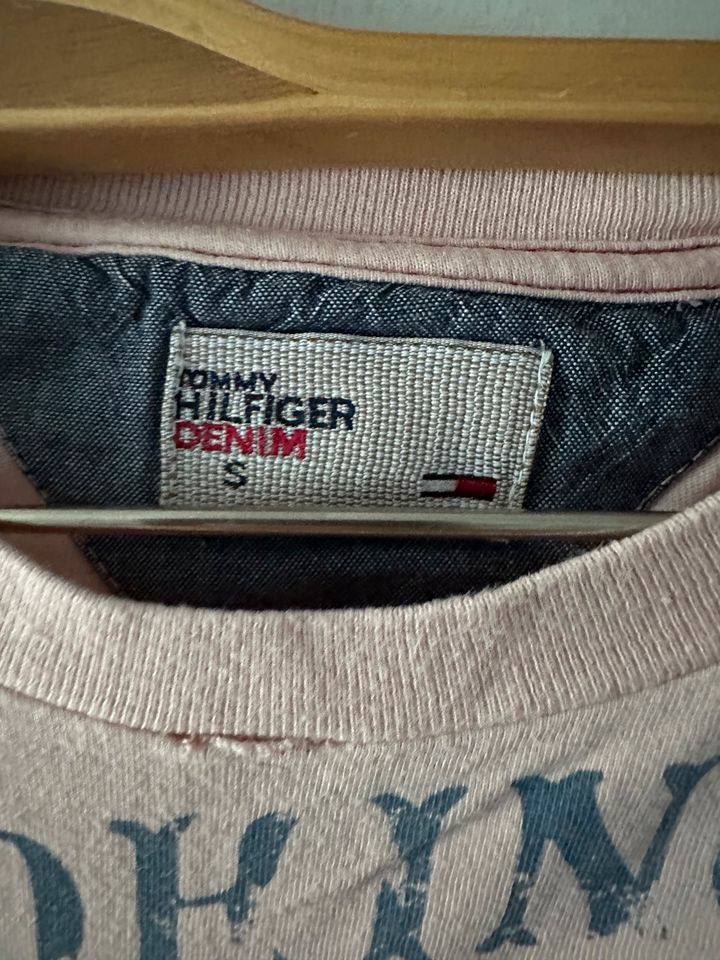 Tommy Hilfiger Vintage T-Shirt (Selten) in Grevenbroich