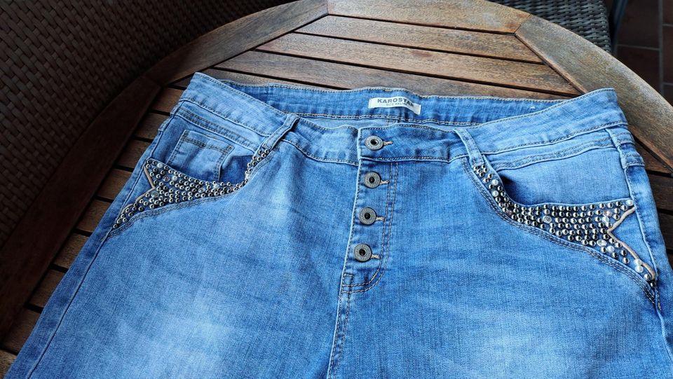 KaroStar Jeans mit tollen Taschen Gr. 46/48 in Ruppichteroth