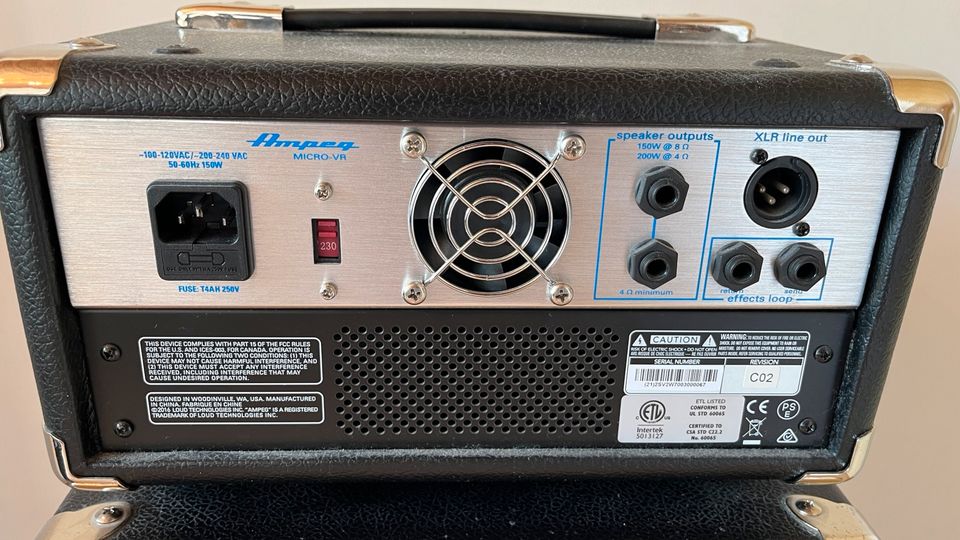 Ampeg SVT Micro Head Bundle in Cham