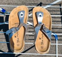 Zehentrenner * Gr. 38 * Silber * Sandalen Nordrhein-Westfalen - Pulheim Vorschau