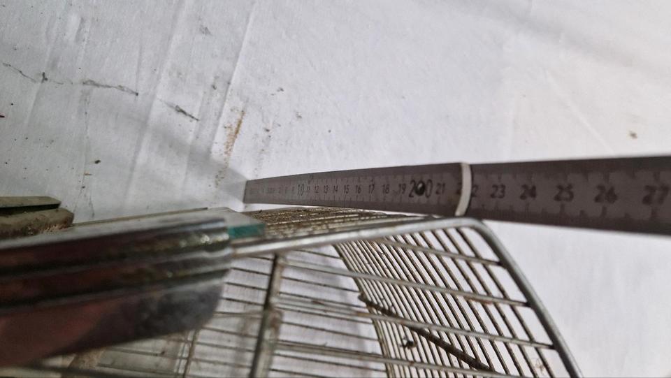 Auswahl an kleinen Vogelkäfige Vogelauer  Dekoration alt antik in Bernsbach 