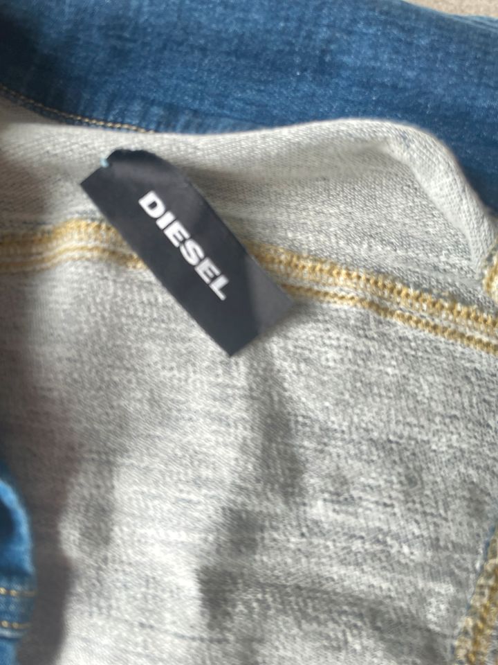 Diesel Jeansjacke Gr 128 in Karlsruhe