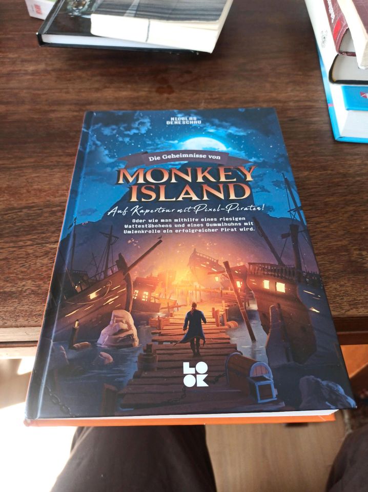 Monkey Island Buch in Wiesbaden