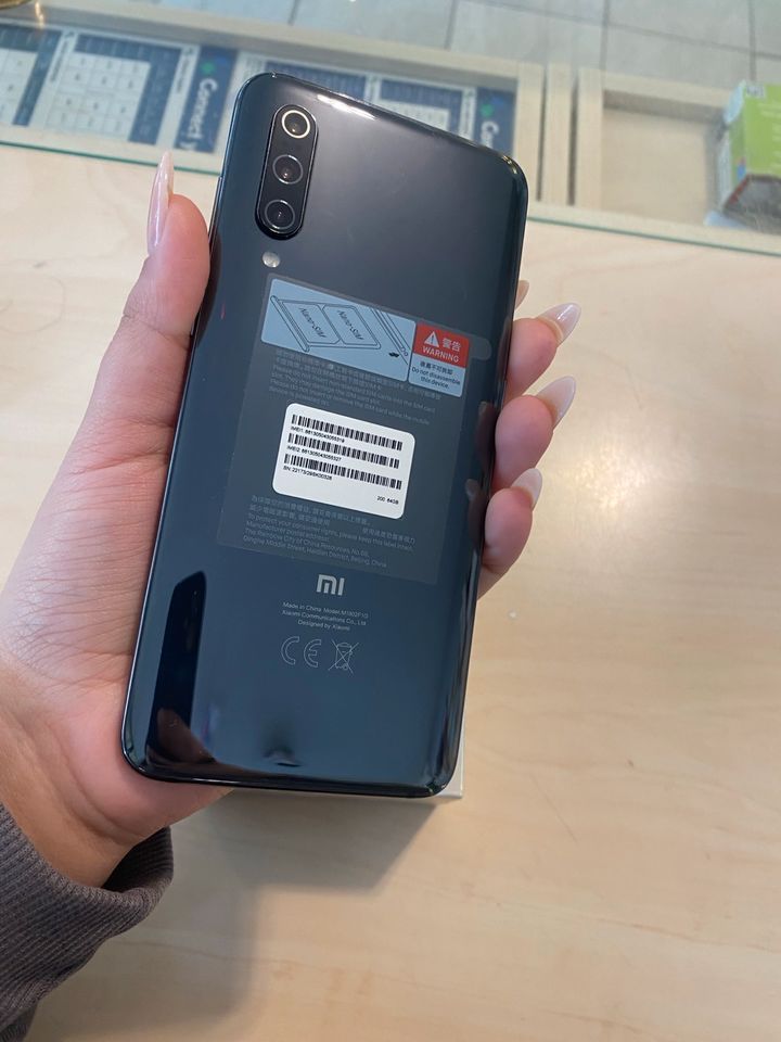 Xiaomi Mi9, 64GB, wie NEU! in Minden