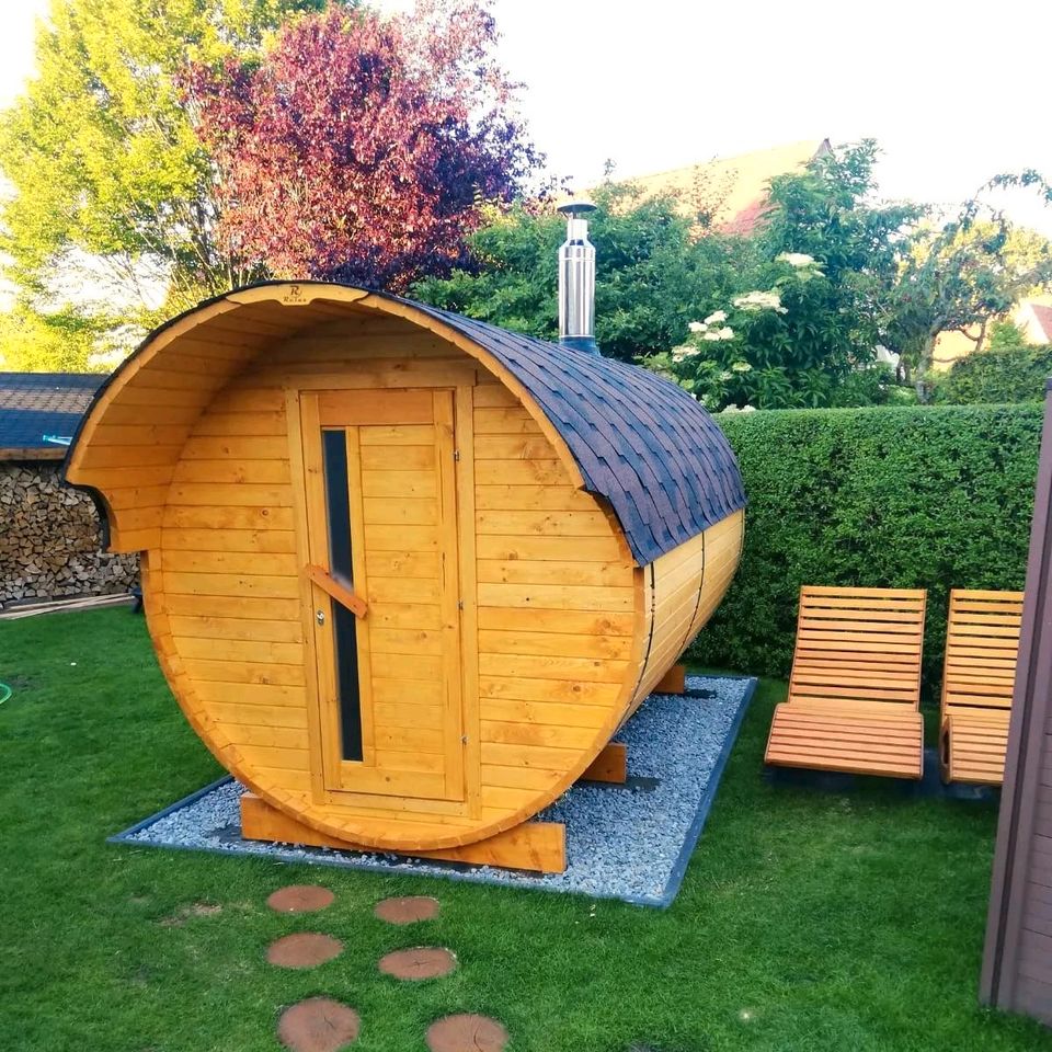 Sauna nach Maß GARTENSAUNA Fass-Sauna AUßENSAUNA Saunafass Garten in Grönheim