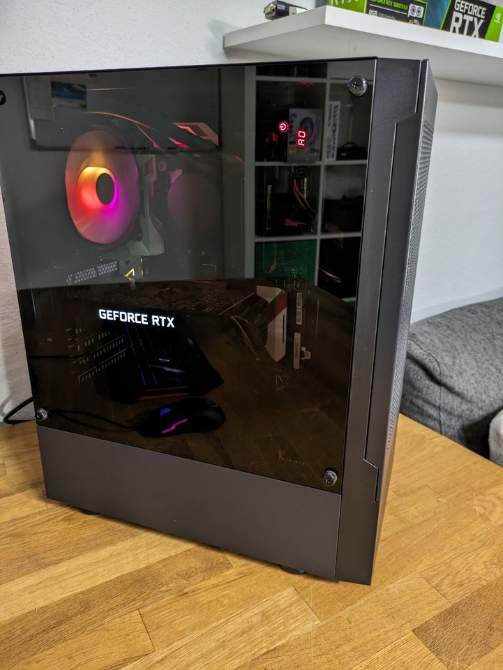 ⭐⭐ RGB Gaming PC RTX 2060 Super I7 6700K 16GB DDR4 500GB SSD ⭐⭐ in Paderborn