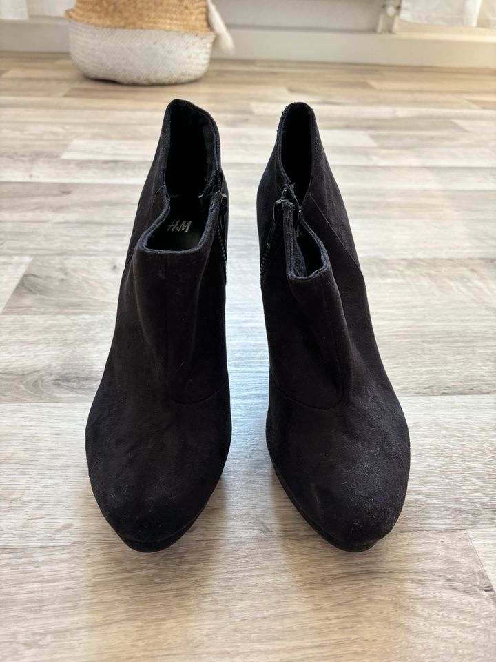 Schwarze Stiefeletten | Ankle Boots | kurze Stiefel in Grimma