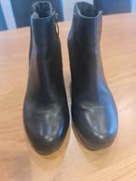 Tamaris Stiefeletten/Schuhe Gr.38 Bayern - Dinkelscherben Vorschau