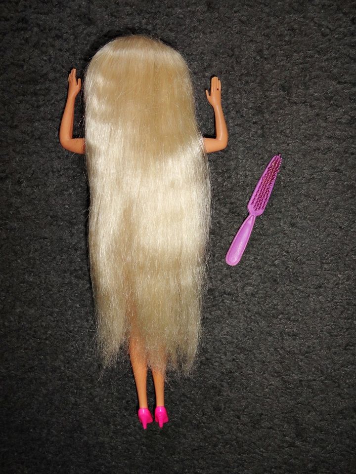 Vintage Barbie Puppe Ulta Totally Hair Mattel inc 1966 1975 Rar in Potsdam