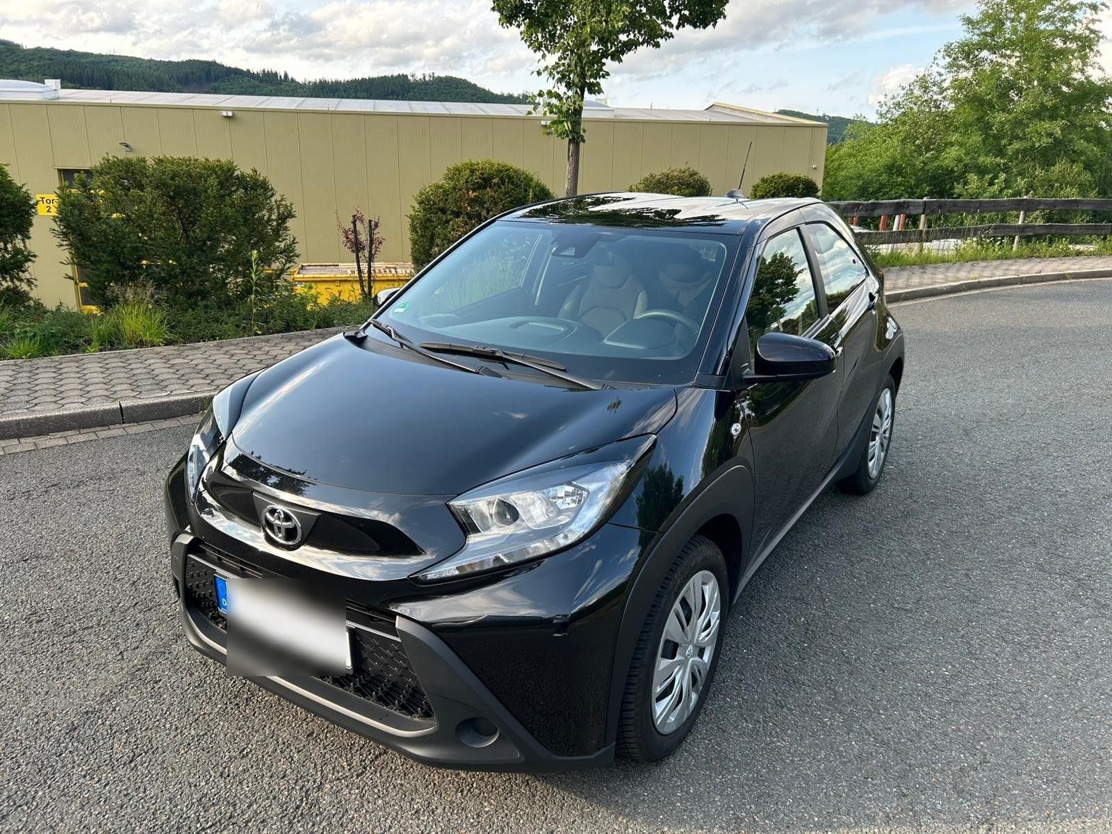 Abbildung des Autos Toyota Aygo (X) 1.0-l-VV…
