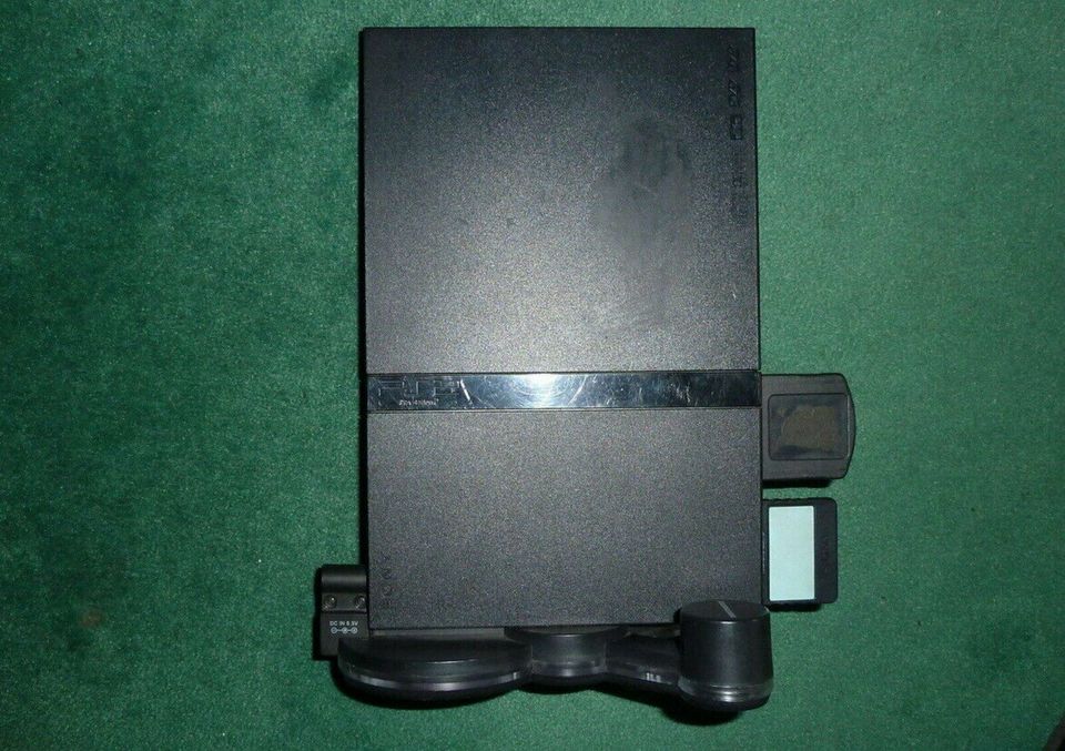 Sony Playstation 2 slim PS2 Konsole Schwarz 2 PAL in Lappersdorf