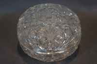 Vintage Kristallglas Bonboniere/Deckeldose Handschliff-Dekor Düsseldorf - Eller Vorschau