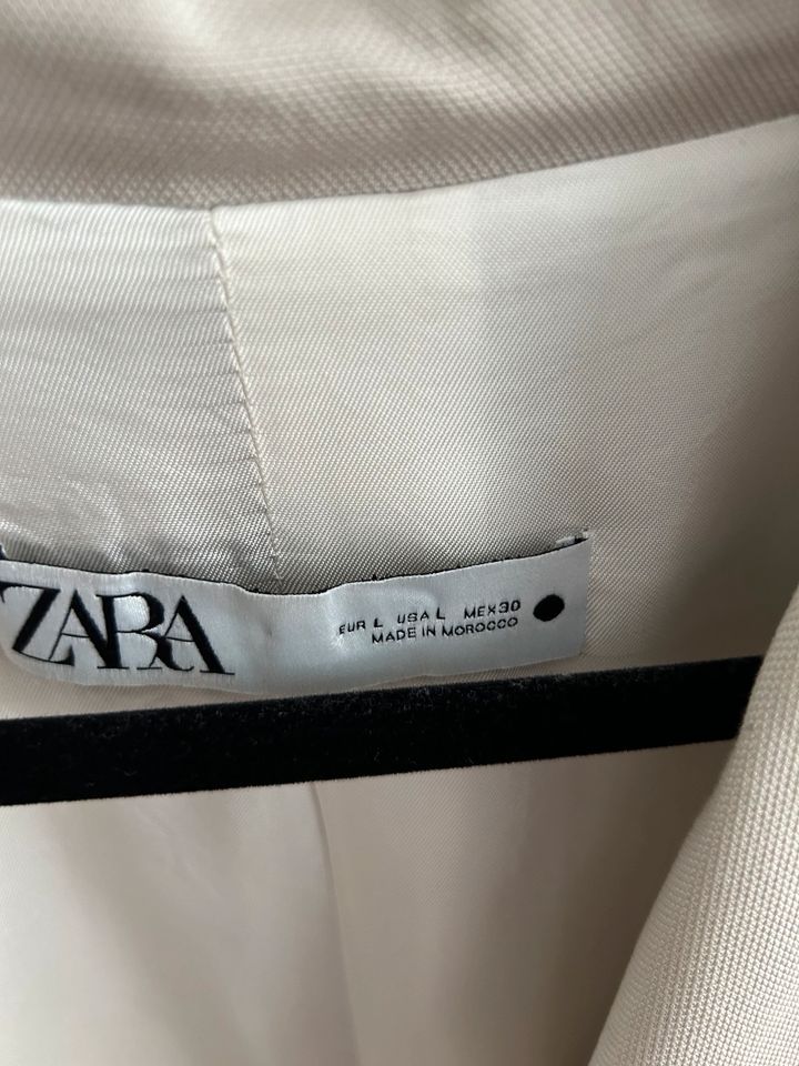 ZARA Blazer, beige , Gr L. in Düsseldorf